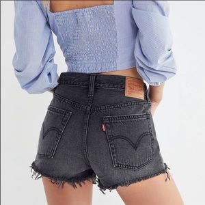 LEVI’S black 501 shorts